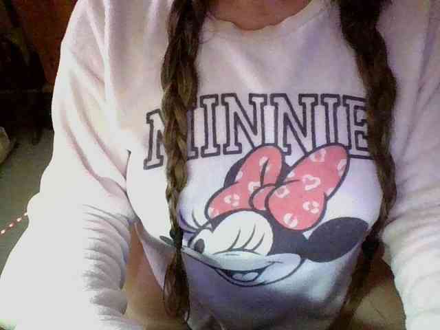 SpanishGirl21 webcam