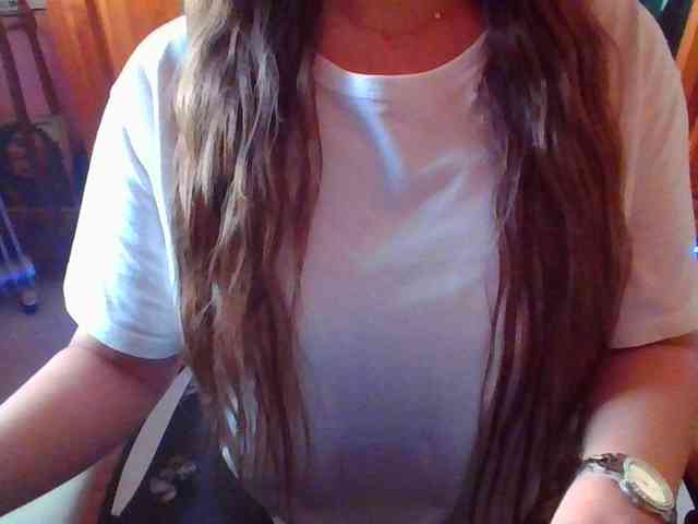 SpanishGirl21 webcam