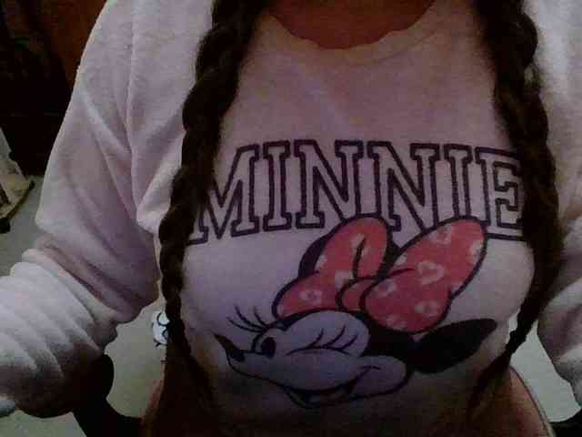 SpanishGirl21 webcam