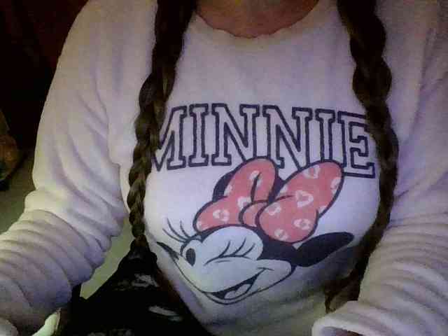 SpanishGirl21 webcam