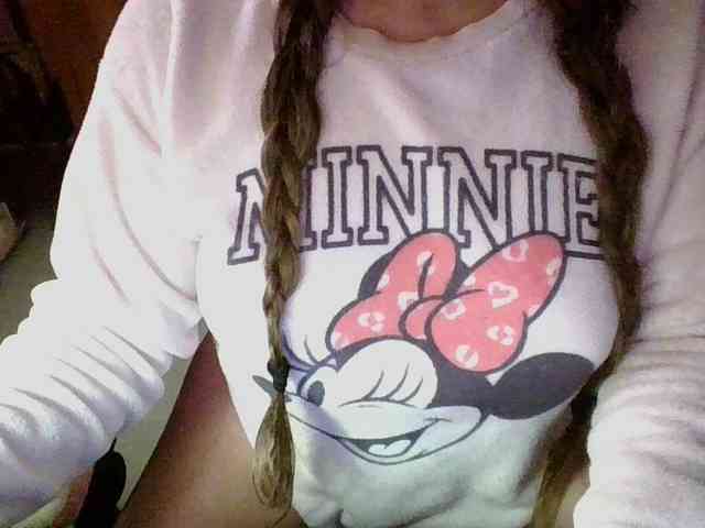 SpanishGirl21 webcam