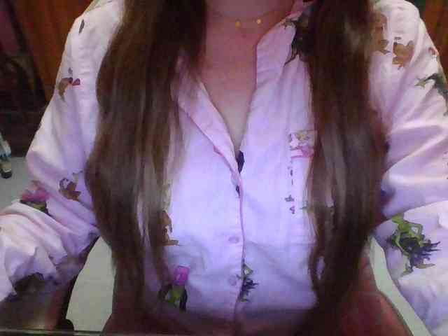 SpanishGirl21 webcam