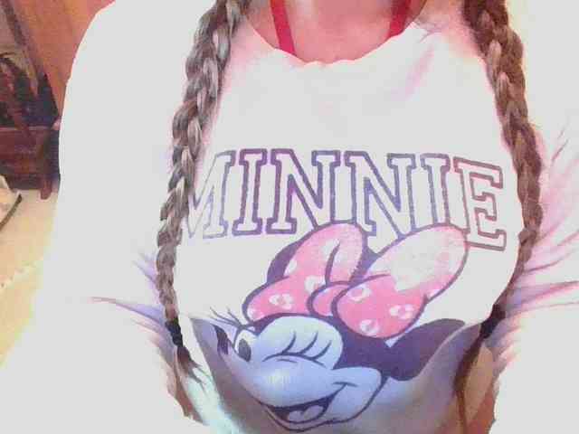 SpanishGirl21 webcam