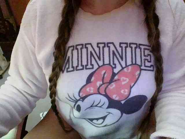 SpanishGirl21 webcam