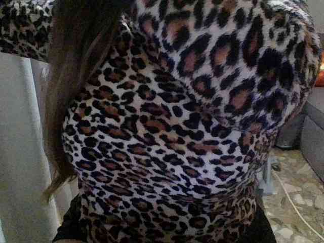 SpanishGirl21 webcam