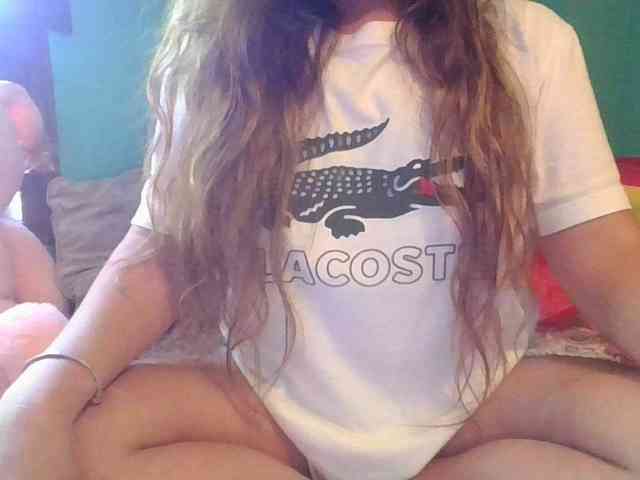 SpanishGirl21 webcam