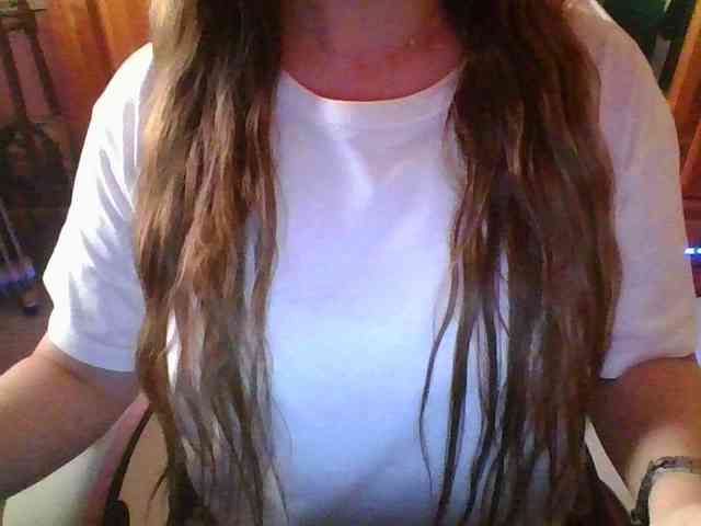 SpanishGirl21 webcam