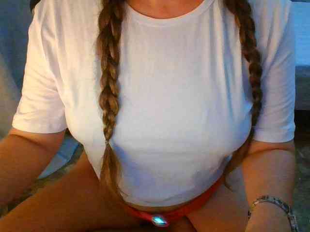 SpanishGirl21 webcam