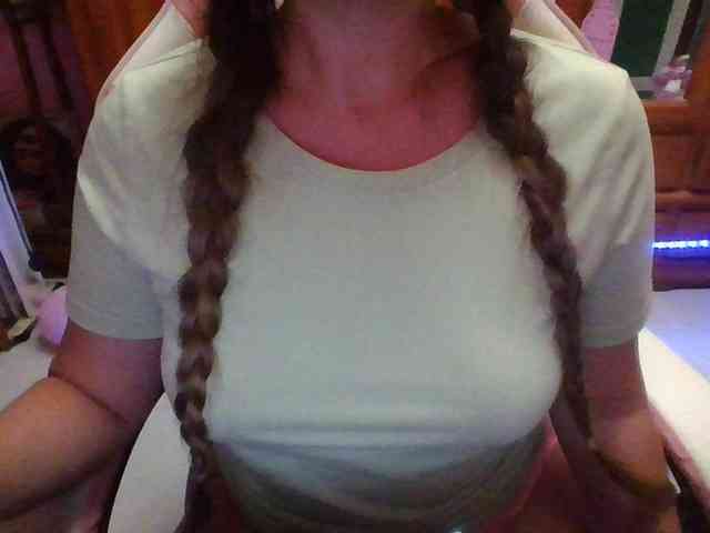 SpanishGirl21 webcam