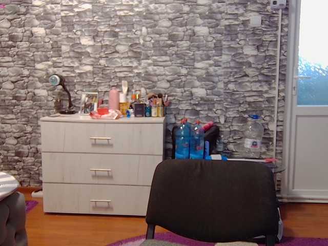 Mary00 live cam on BongaCams