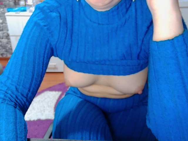 Mary00 live cam on BongaCams