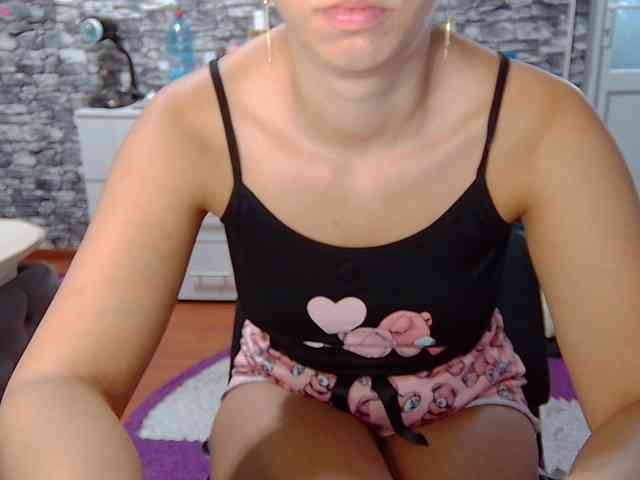 Mary00 webcam