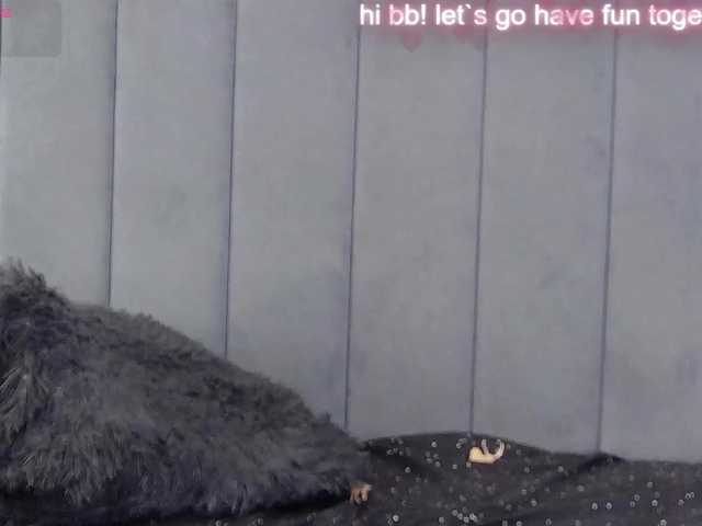 RosmaRin — live female cam