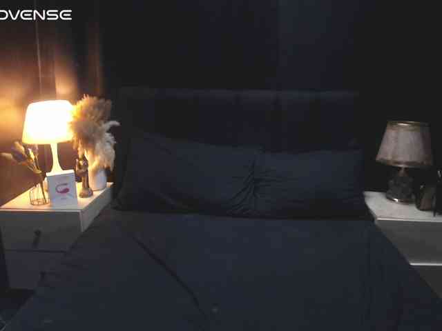 MaddieOnTop Sex Cam Show