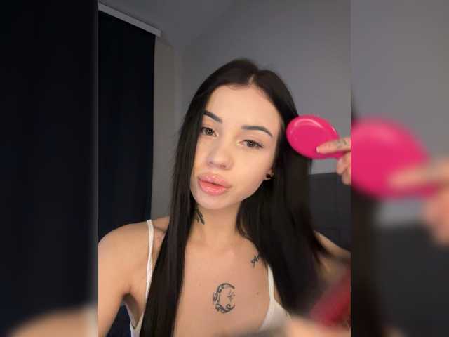 -dkny- live cam on BongaCams