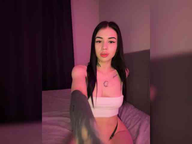-dkny- Sex Cam Show