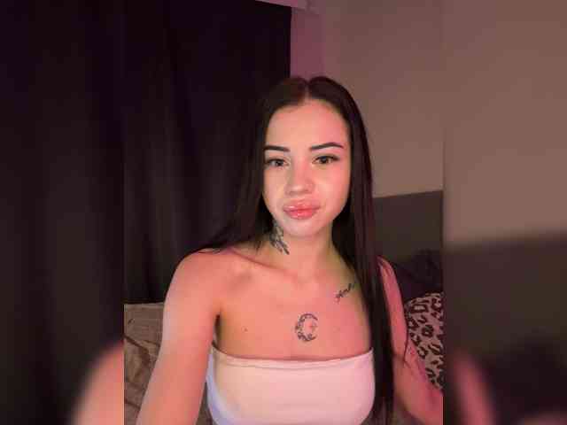 -dkny- webcam