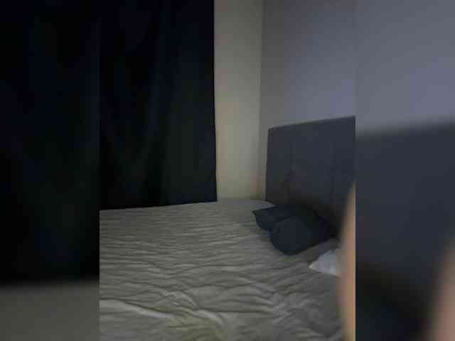 -dkny- webcam