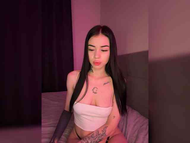 -dkny- Sex Cam Show