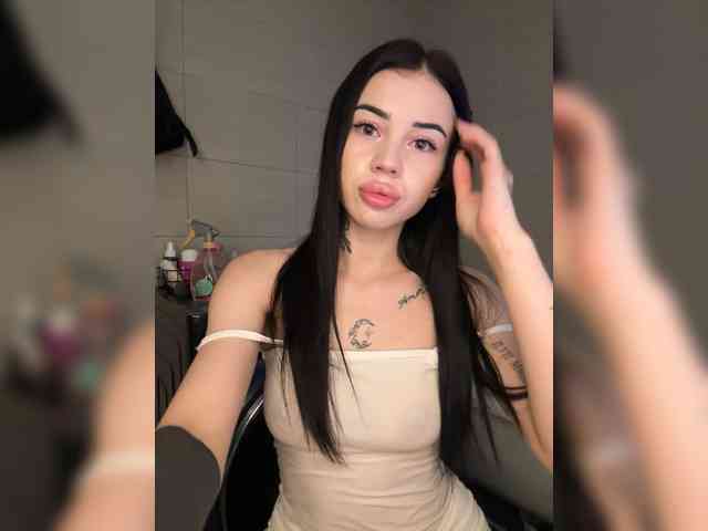 -dkny- webcam