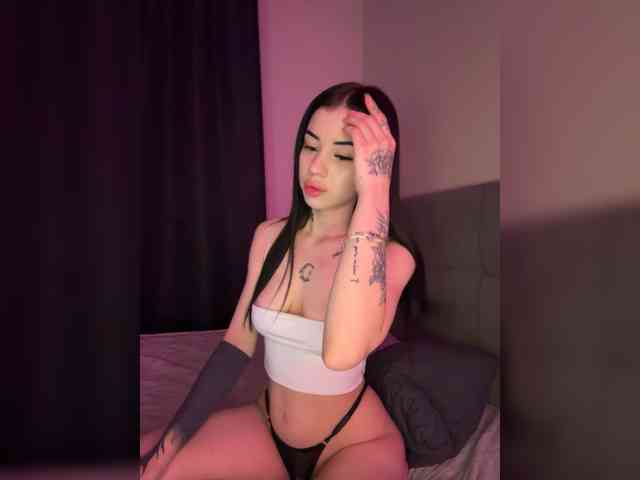 -dkny- Sex Cam Show