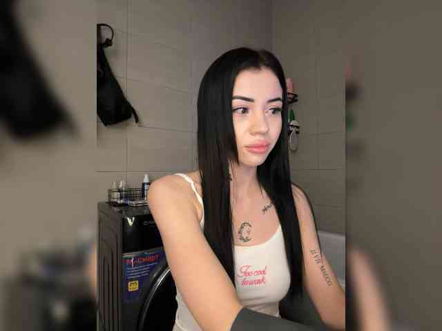 -dkny- webcam
