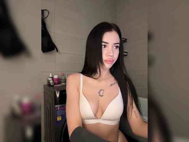 -dkny- webcam