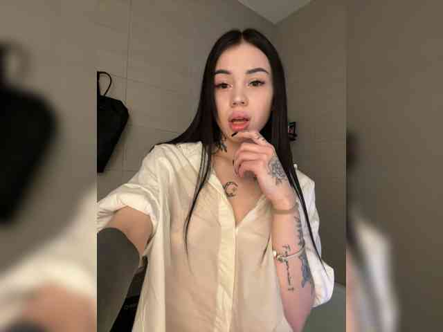 -dkny- webcam