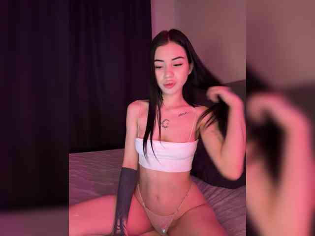 -dkny- webcam