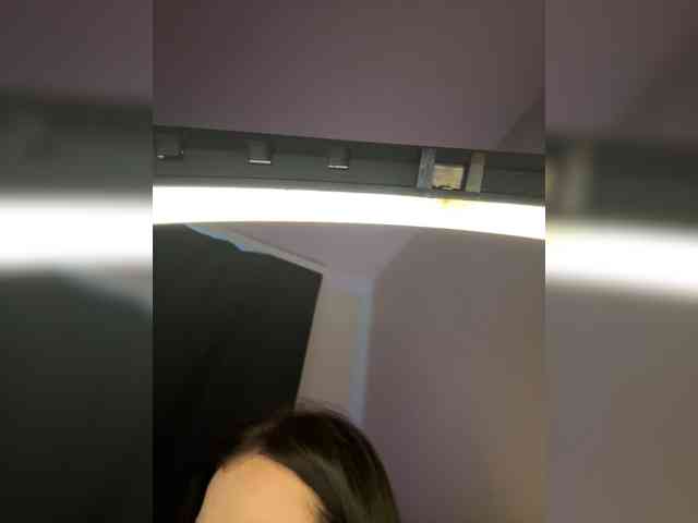 -dkny- webcam