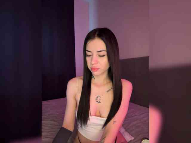 -dkny- webcam