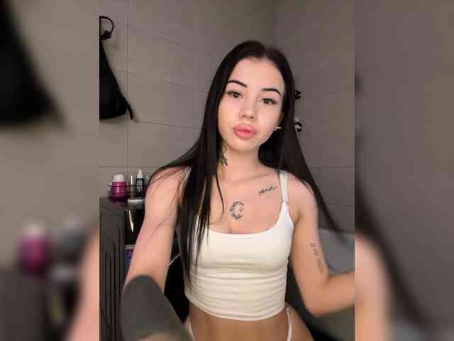 -dkny- webcam