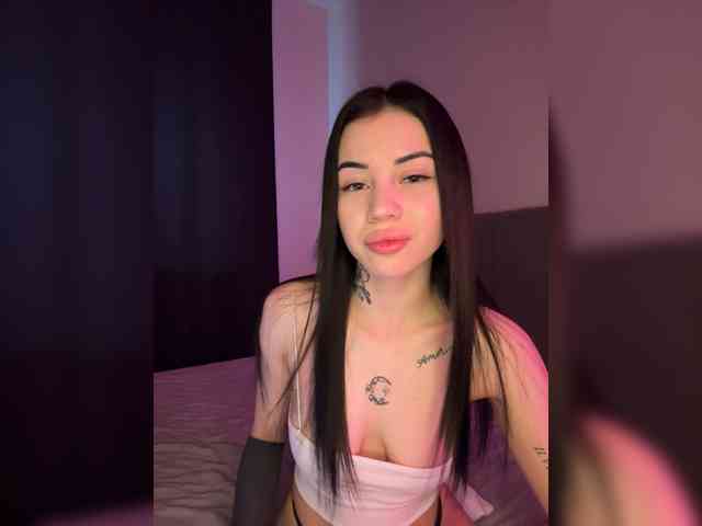 -dkny- webcam