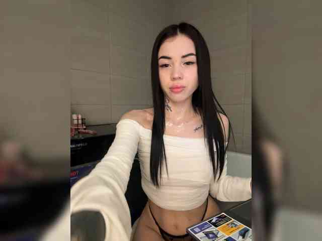 -dkny- webcam