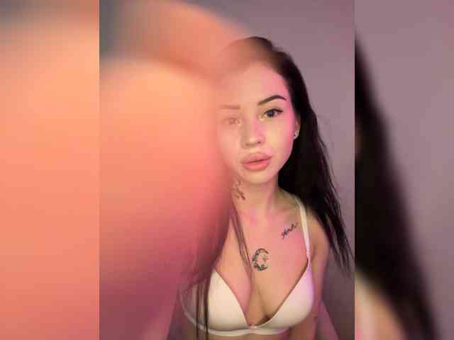 -dkny- webcam