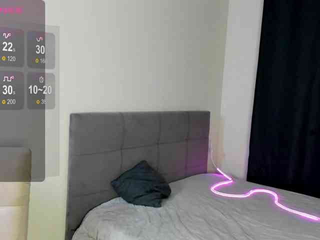 -dkny- webcam