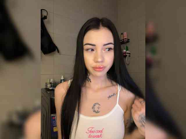 -dkny- webcam