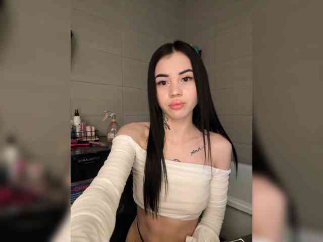 -dkny- webcam