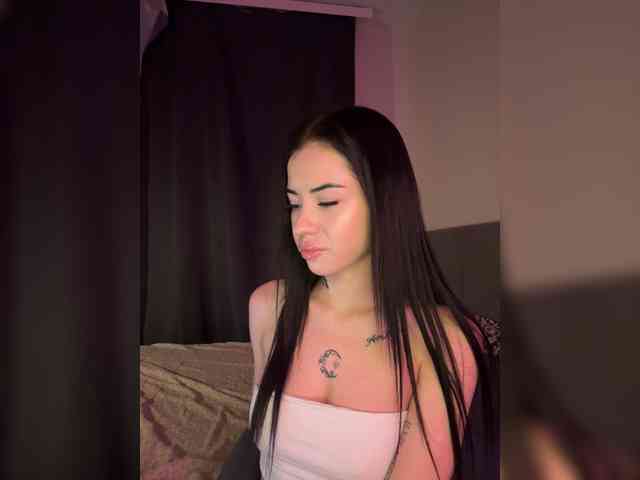 -dkny- webcam