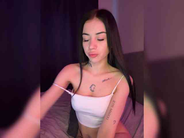 -dkny- Sex Cam Show