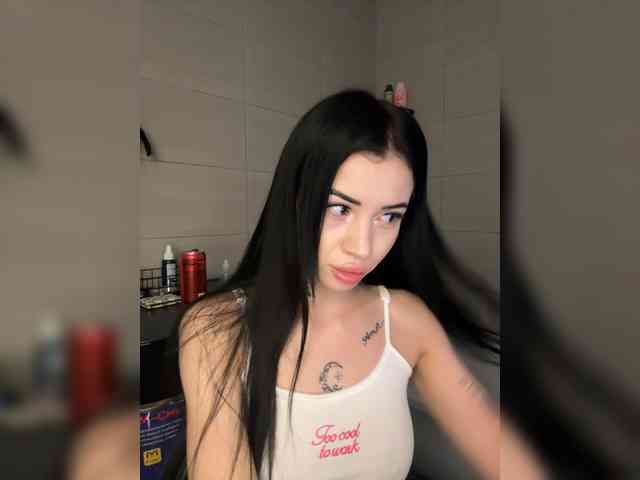 -dkny- webcam