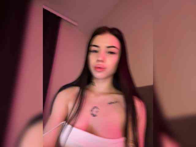 -dkny- Sex Cam Show