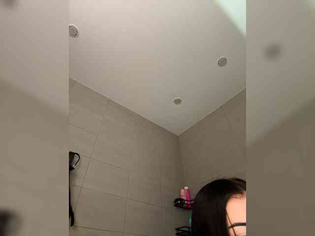 -dkny- webcam