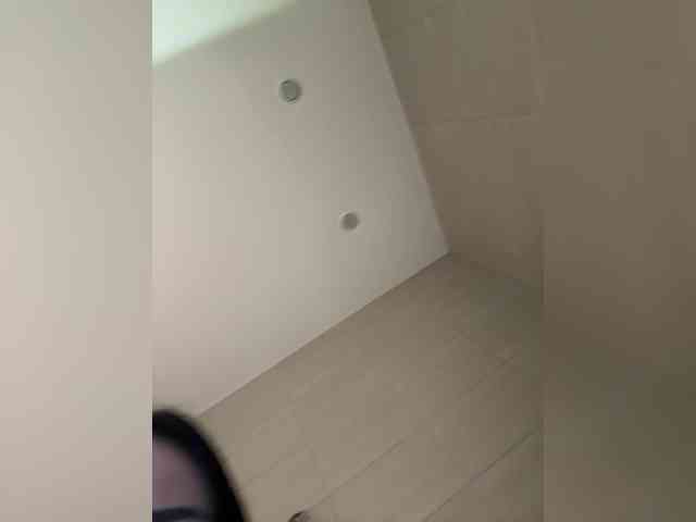 -dkny- webcam