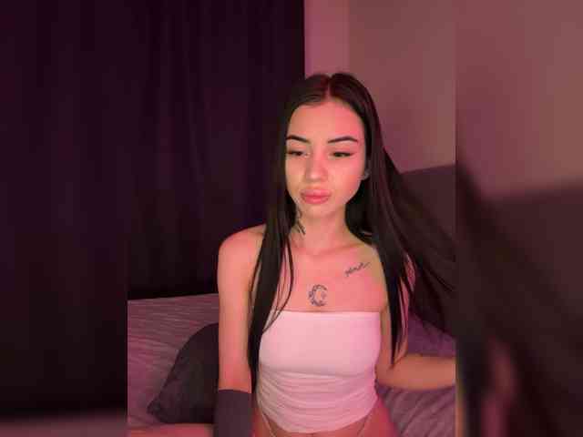 -dkny- webcam