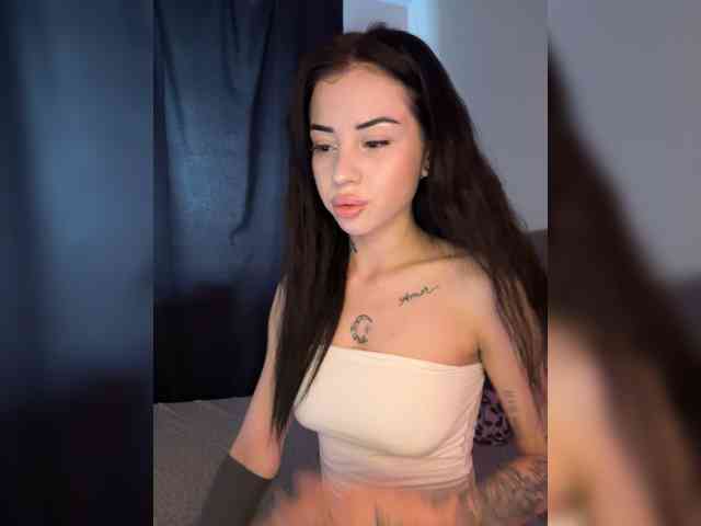 -dkny- webcam