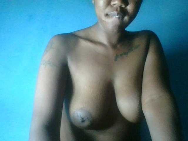 Sheilkahsexy live cam on BongaCams