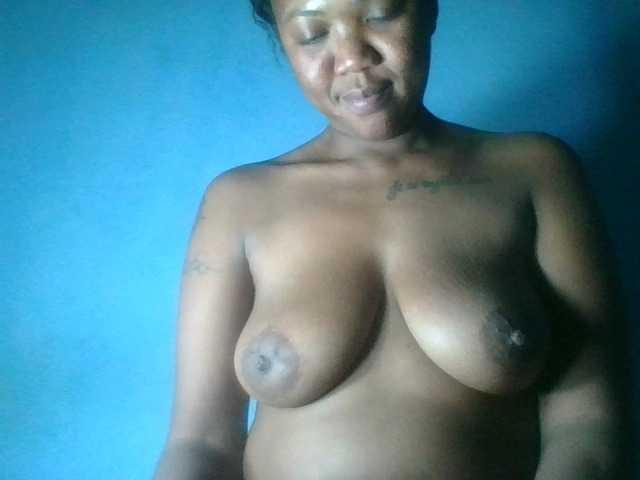 Sheilkahsexy live cam on BongaCams