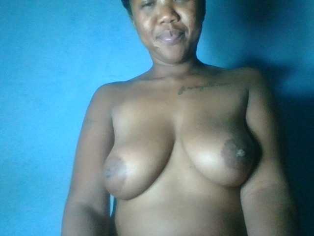 Sheilkahsexy live cam on BongaCams