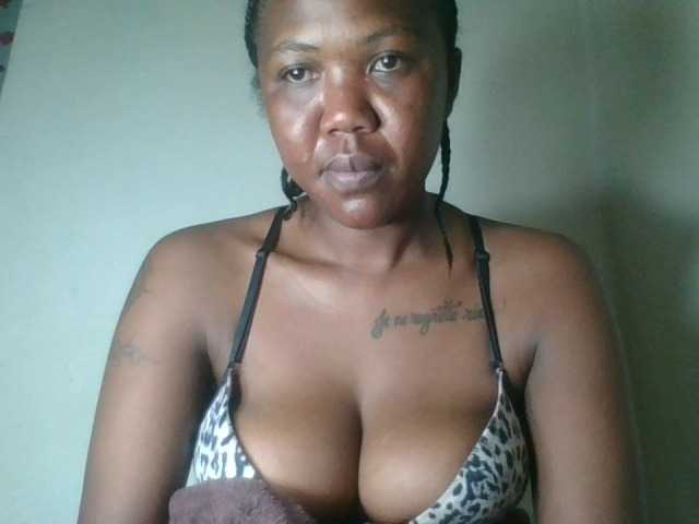Sheilkahsexy live cam on BongaCams